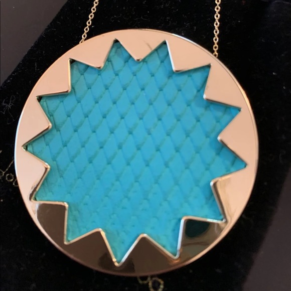 House of Harlow Matching Necklace and Earrings - Picture 3 of 7